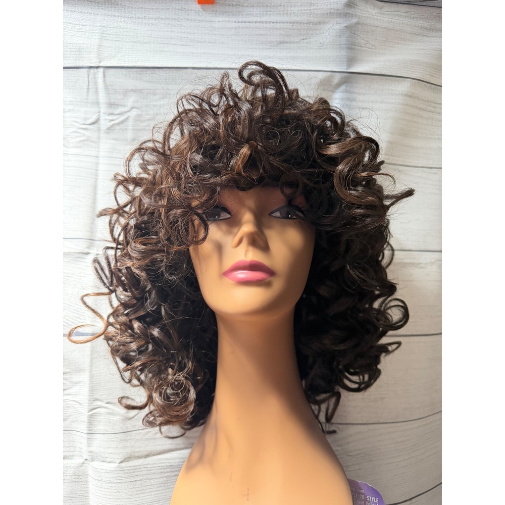 F4/30 curly synthetic wig